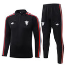 Fato de Treino Manchester United – Preto, Vermelho e Branco 26/27